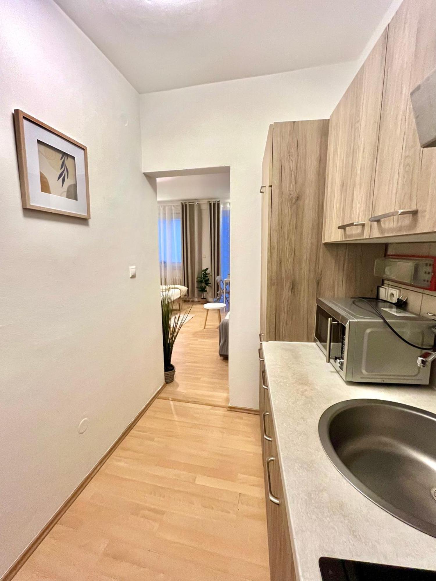 Apartment Simona - Old Town Bratislava Eksteriør bilde